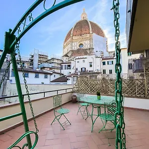 Stunning With An Amazing Terrace Firenze