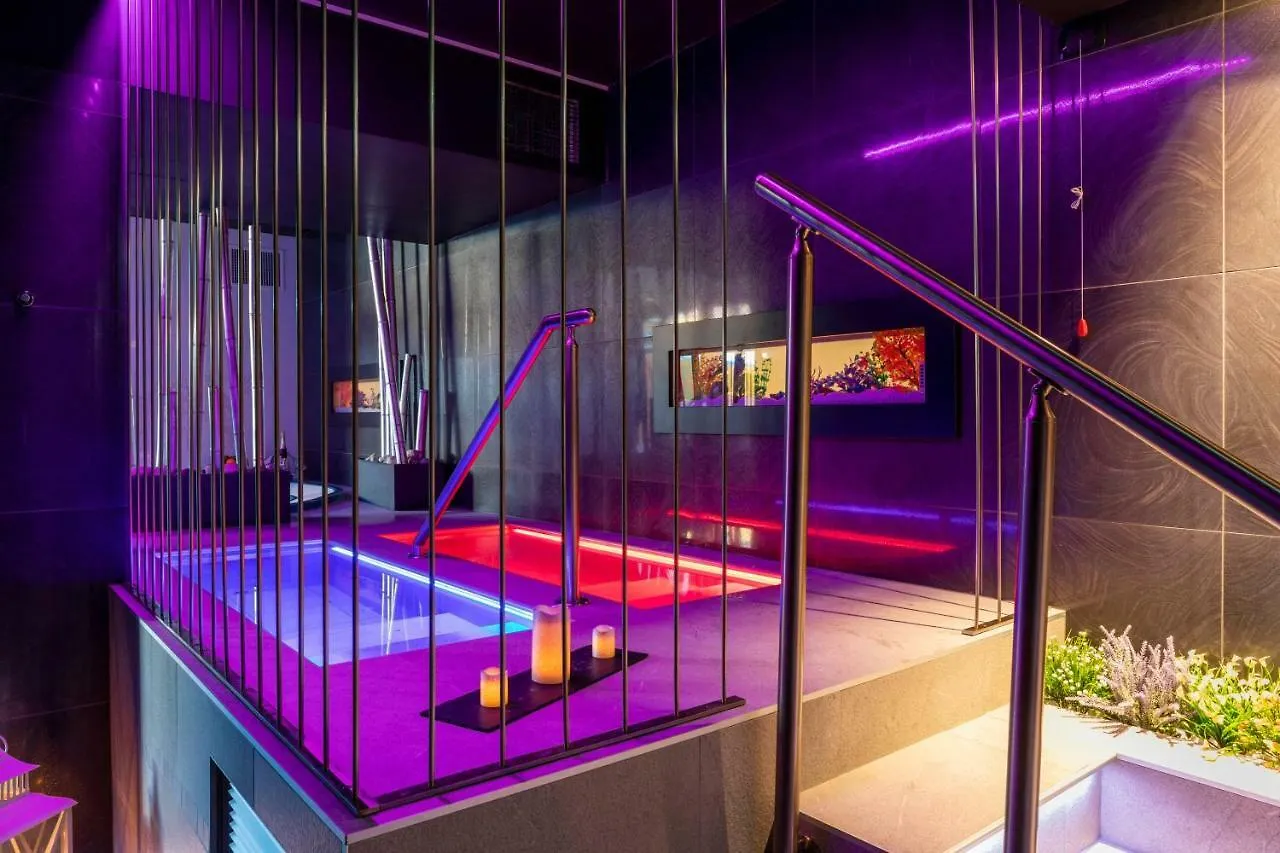 Amati' Design Hotel Zola Predosa 4*,